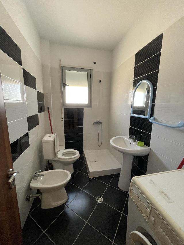 Appartamento di 65 m² con 1 camera(e) e 1 bagno(i) privato(i) in zona Vlora Centro, Appartamento – Valona (foto 4)