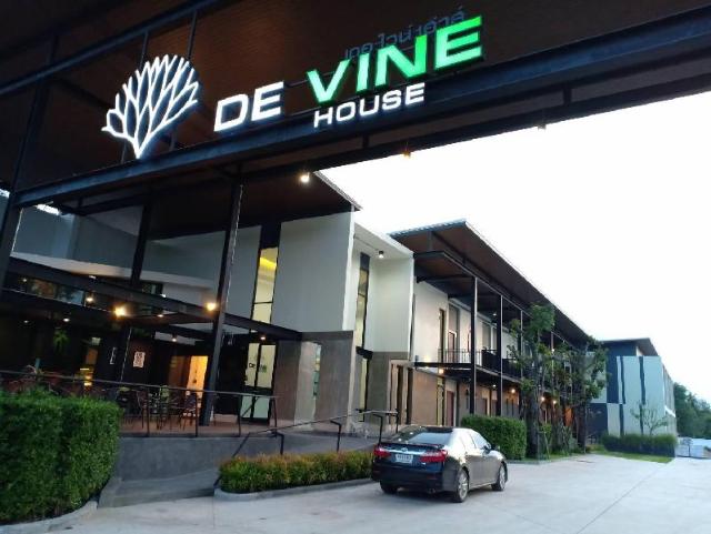DE VINE HOUSE – Hotel, Roi Et