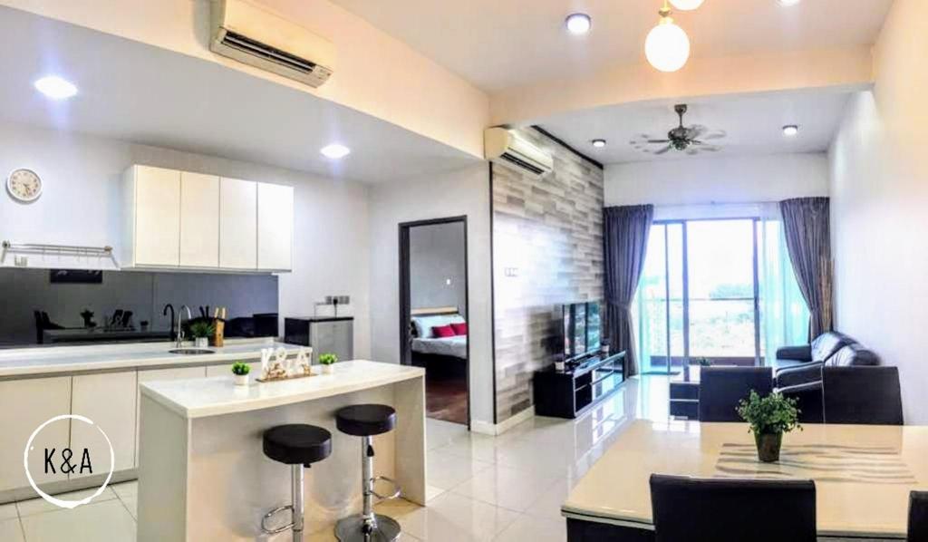 Apartamento de 998 m² en Distrito Central de Negocios, con 2 habitación(es) y 2 baño(s) privado(s), Apartamento – Kota Kinabalu (foto 1)