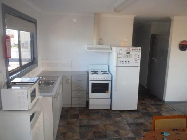 Casa de 10 m² en Port Hughes, con 3 habitación(es) y 1 baño(s) privado(s), Villa y casa – Port Hughes (foto 4)