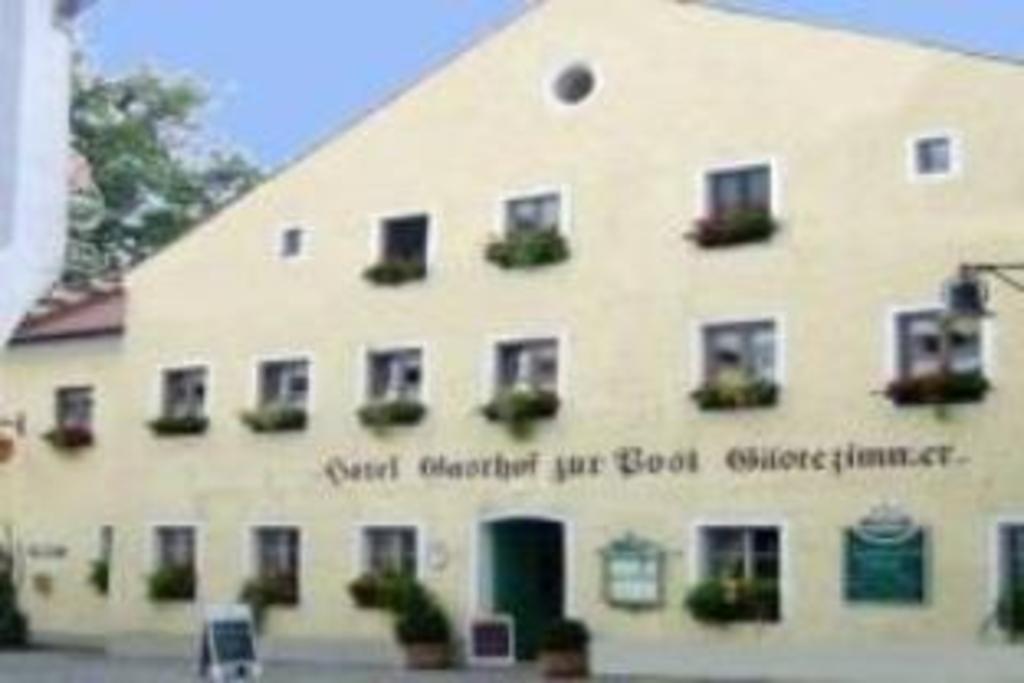 Hotel zur Post, Pensión y B&B – Kipfenberg (foto 1)