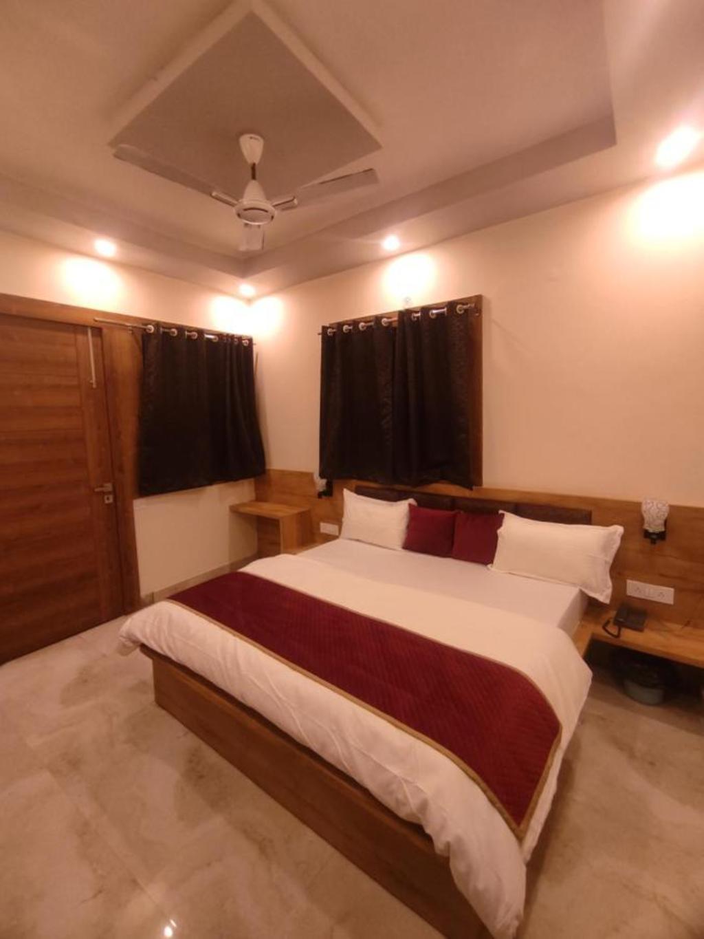 Devi Residency, 酒店 – 沃林达文 (第1张照片)