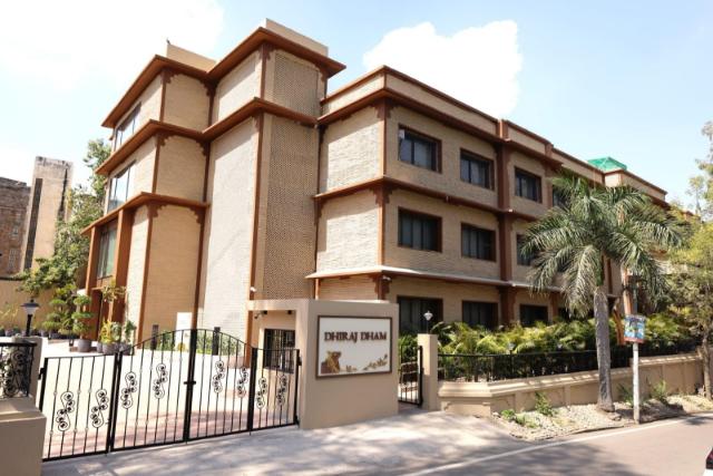 DHIRAJ DHAM – Hotel, Nathdwara