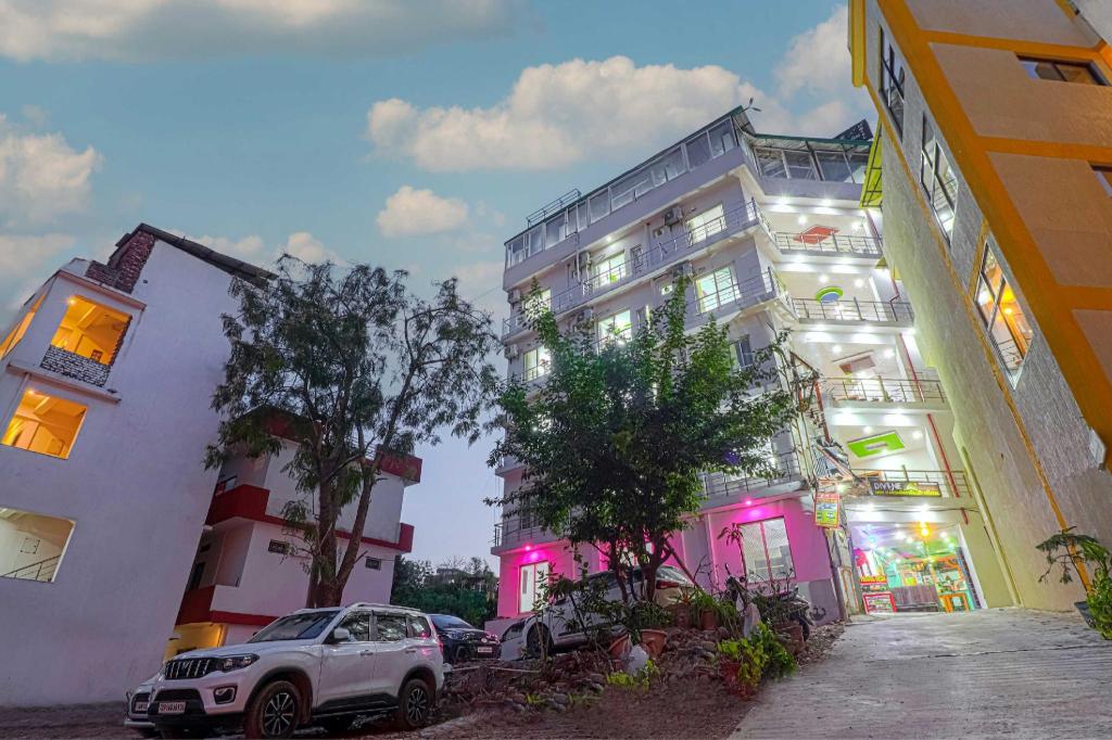 Divine Dev Darshan, 酒店 – 瑞诗凯诗 (第1张照片)