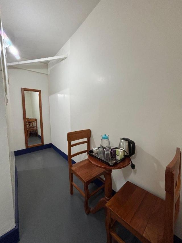 Double occupancy, Guest House – Shillong (photo 3)