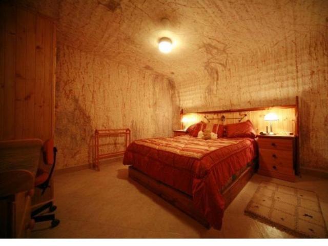 Down to Erth Bed and Breakfast – Guesthouse/bed and breakfast, Coober Pedy