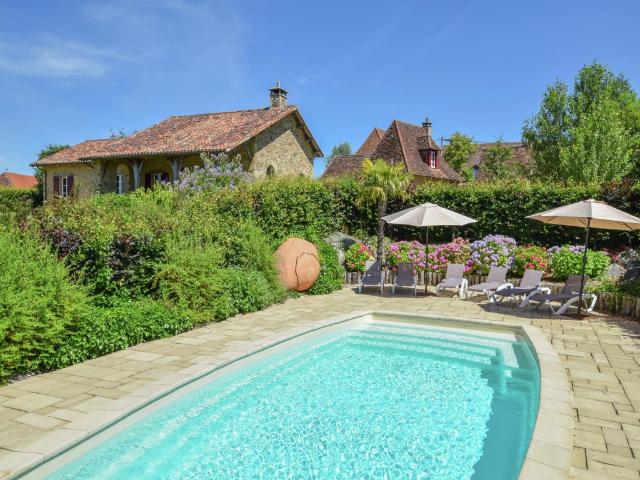 Dreamscape: Rustic Elegance – Villa, Saint Medard D'Excideuil