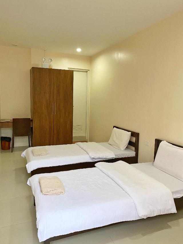Ea Hostel, Inn – Bais (photo 2)