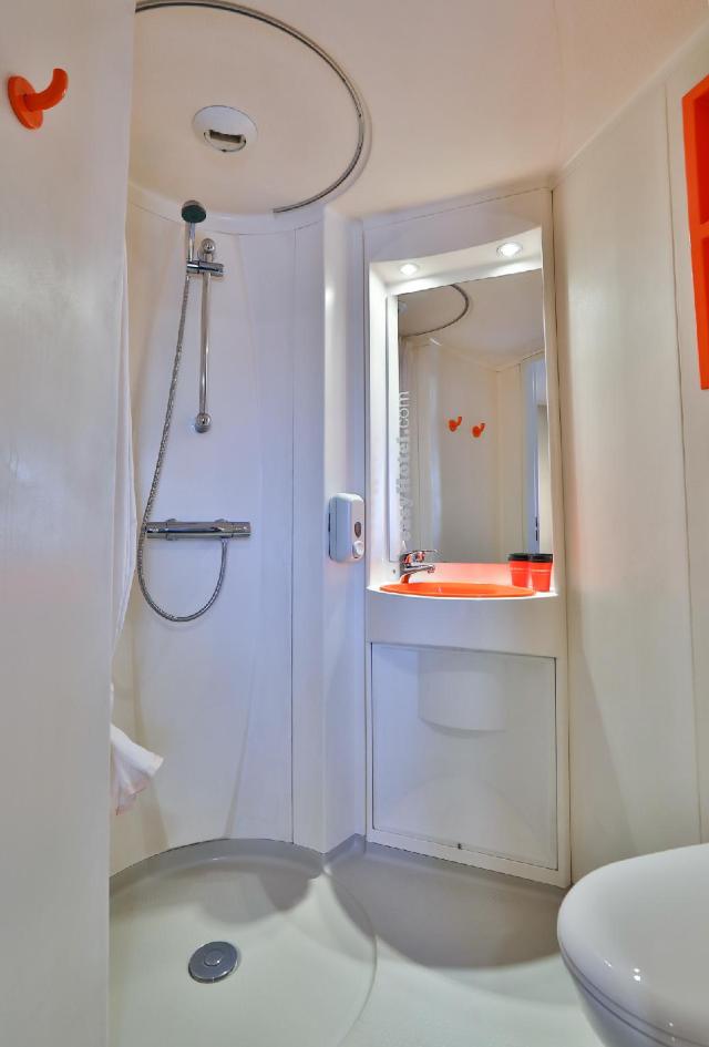 easyHotel Sofia, Hotel – Sofia (Foto 2)