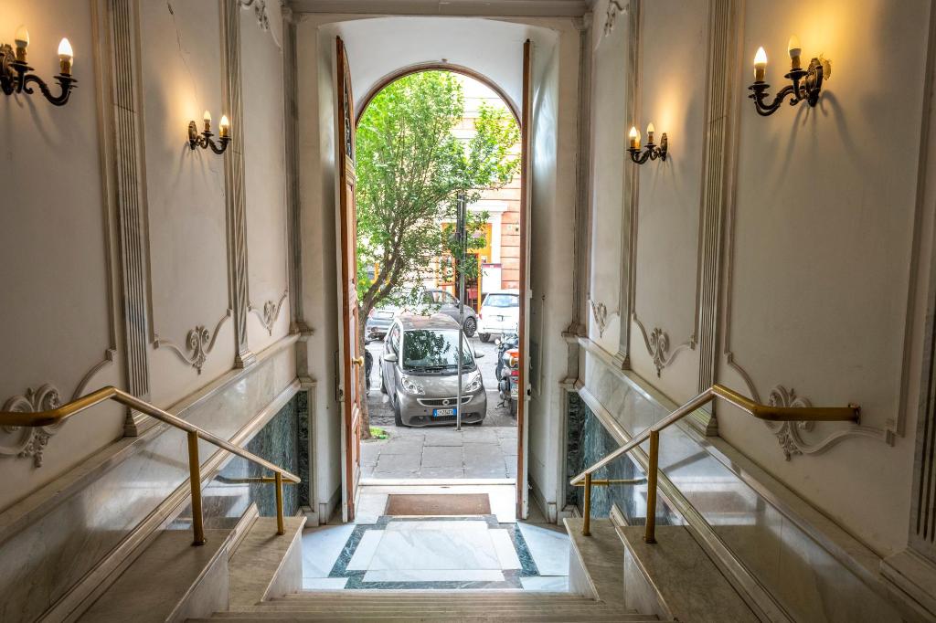 Eccelso, Hotel – Roma (foto 1)