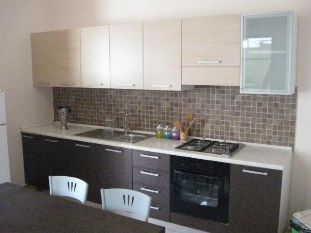 Haus (60 m²), 2 Schlafzimmer und 1 eigene Badezimmer in Locri, Villa & Haus – Locri (Foto 2)
