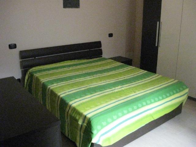 Haus (60 m²), 2 Schlafzimmer und 1 eigene Badezimmer in Locri, Villa & Haus – Locri (Foto 3)