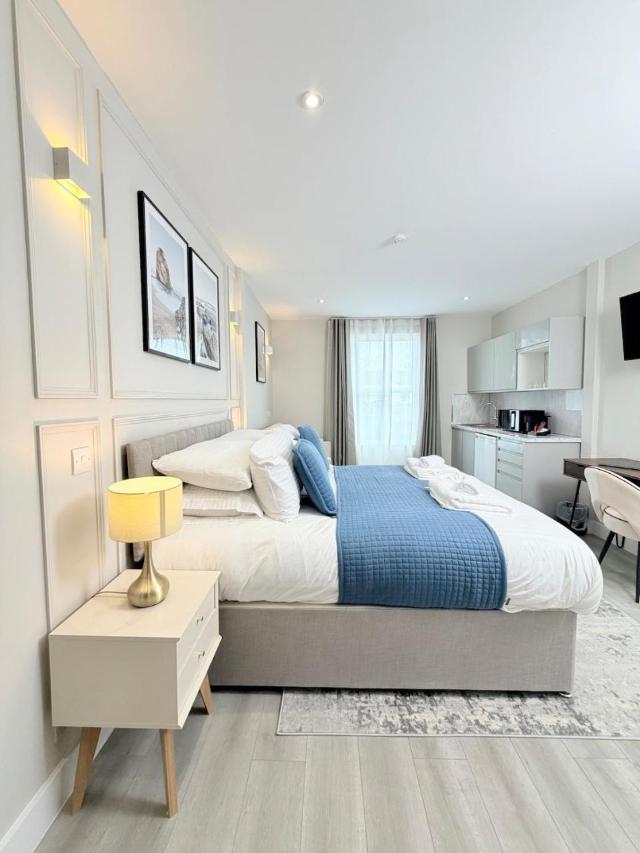 Executive Studio by the beach, Work, Stay – Apartment/Flat, Southend-on-Sea