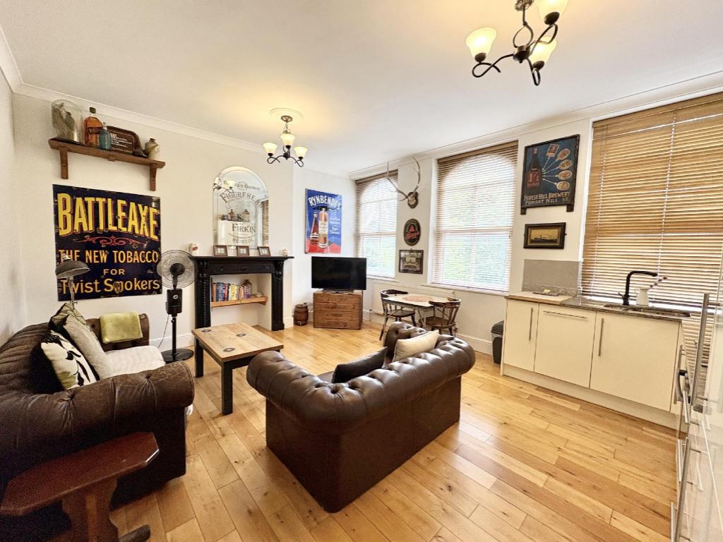 Flat 1, Appartamento – Radstock (foto 1)