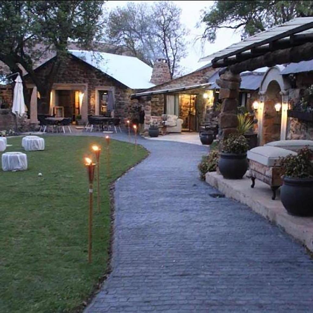 Flitwick Ranch, Maison d’hôtes & B&B – Swartberg (photo 1)