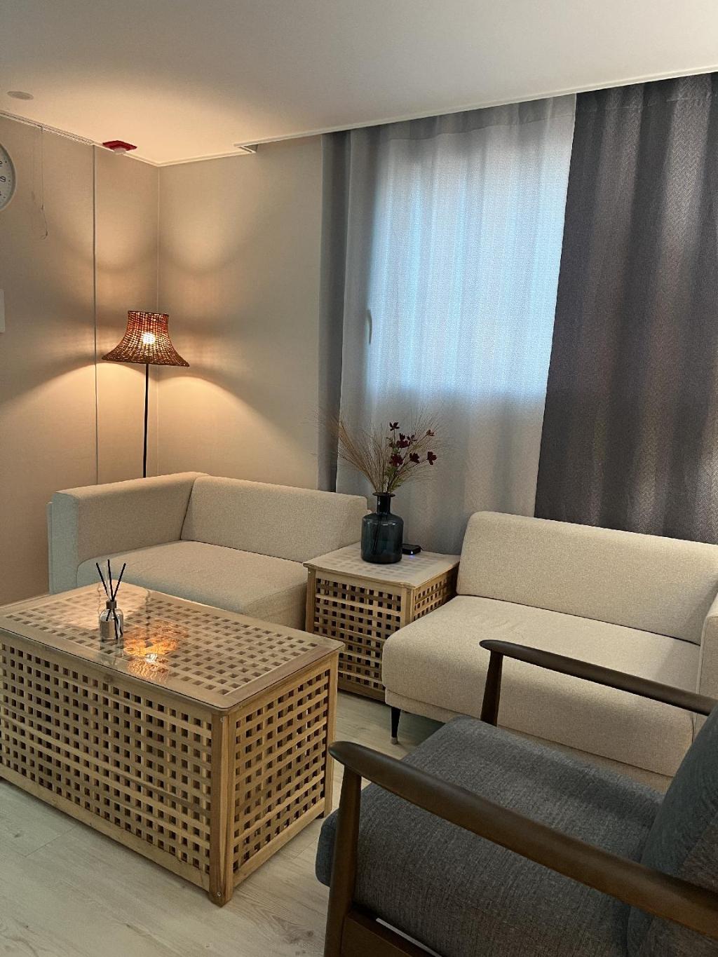 FOB, Hotel – Pyeongtaek-si (foto 1)