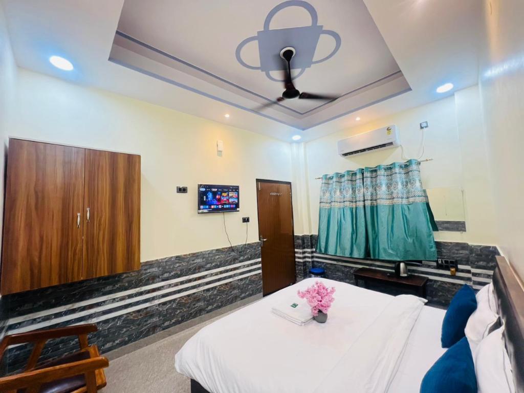 Gitanshi Palace, Pensión y B&B – Ayodhya (foto 1)