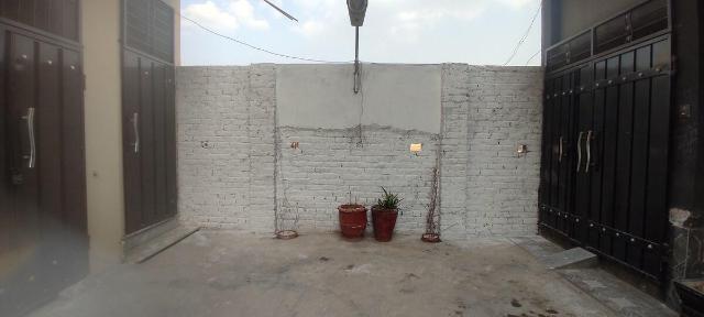 Ground Portion, Entire House – Lahore (photo 5)