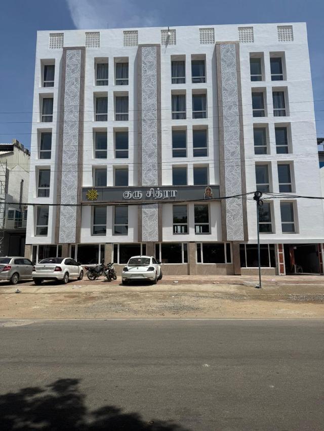 GURU CHITRA – Hotel, Tiruchendur