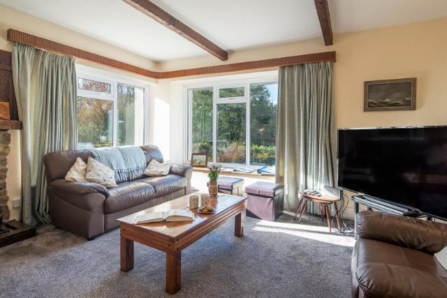 Halfways – Entire House, St. Davids