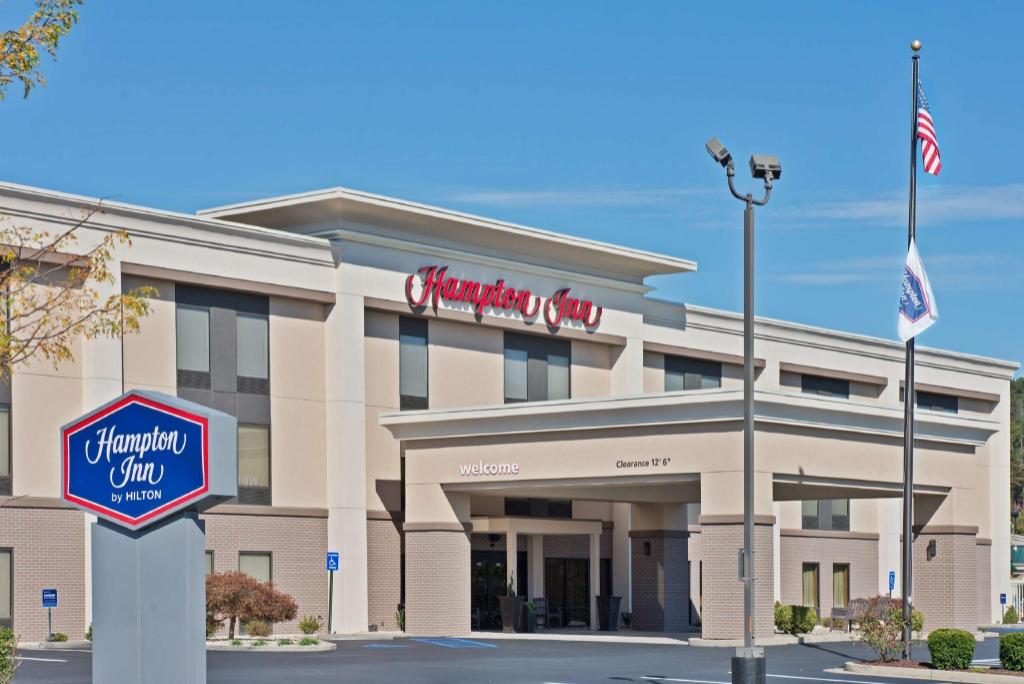 HAMPTON INN WINFIELD, Hotel – Hurricane (WV) (photo 1)