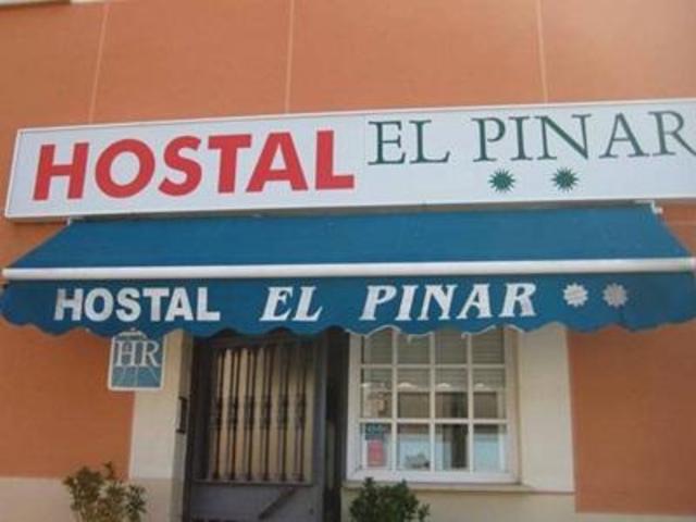 Hostal El Pinar – Guesthouse/bed and breakfast, Avila