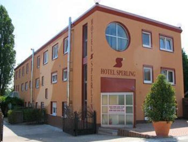 Hotel Sperling mit E-Ladestation – Hotel, Speyer