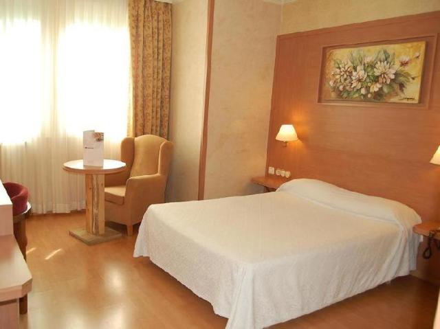 Hotel Urpi – Hotel, Sabadell