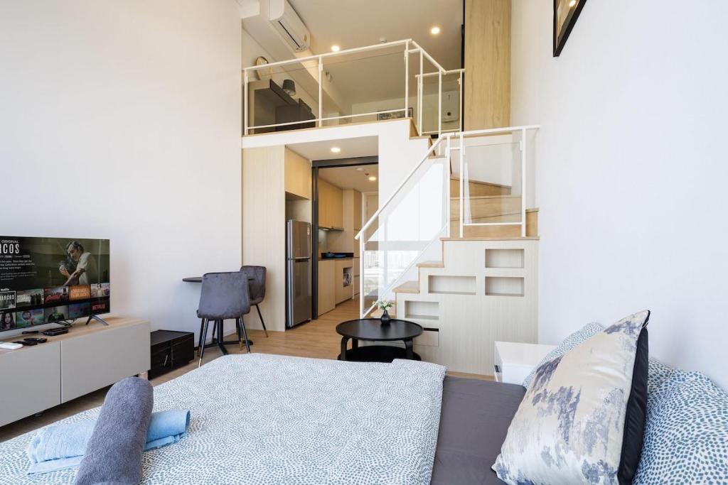 intern test, Entire House – Test City (photo 1)