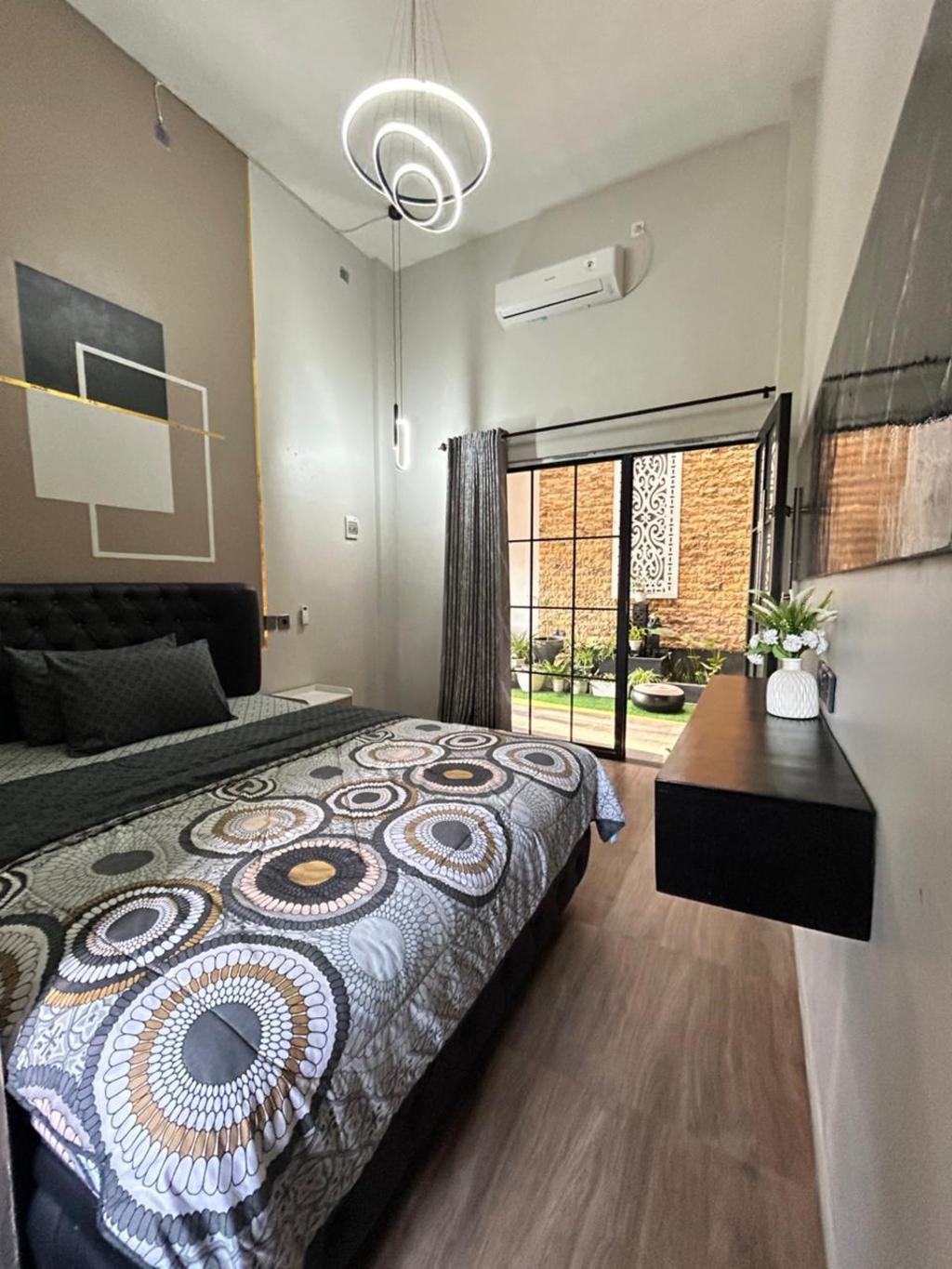 JAVA Hostel Tumpak Sewu, Pensão e B&B – Sumbermujur (foto 1)
