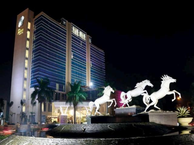 Java Palace Hotel – Hotel, Cikarang