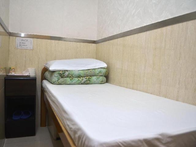 Johnson Hostel, Guesthouse/bed and breakfast – Hong Kong (photo 2)