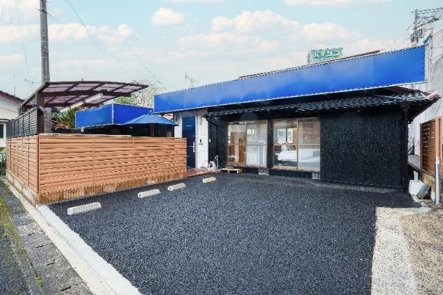 卡蒙, 酒店 – 由布 (第3张照片)