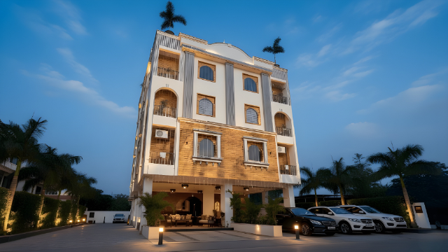 Knight Oasis – Hotel, Khatoo