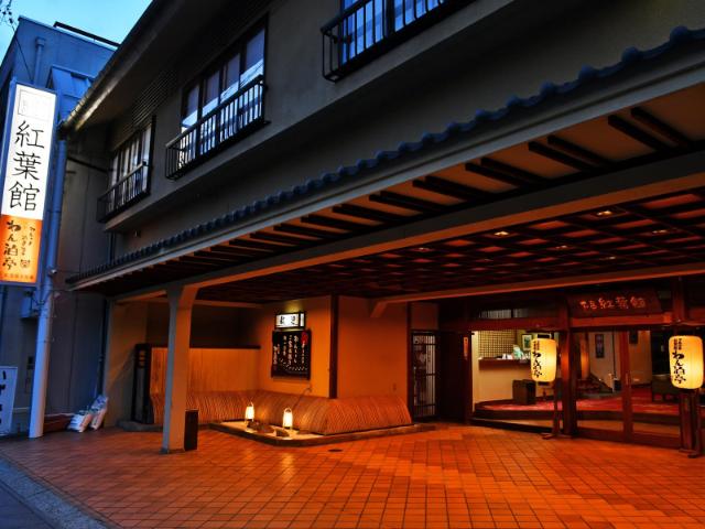 下呂温泉 紅葉館 わん泊亭, ユニークな宿 – 下呂 (写真2)