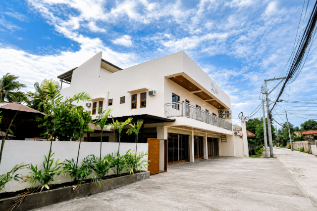 KOZI SUITES – Bed & Breakfast, Panabo