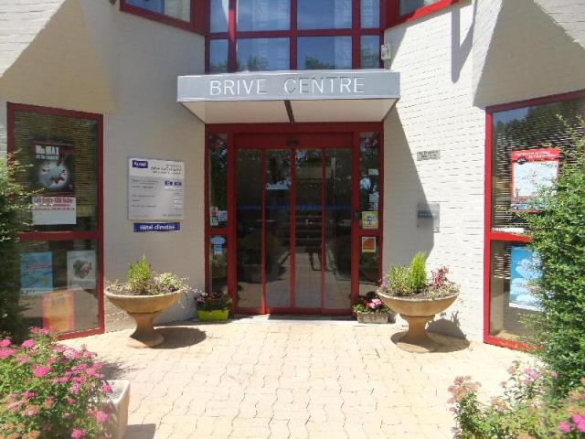 Kyriad Brive la Gaillarde Centre – Hotel, Brive-la-Gaillarde