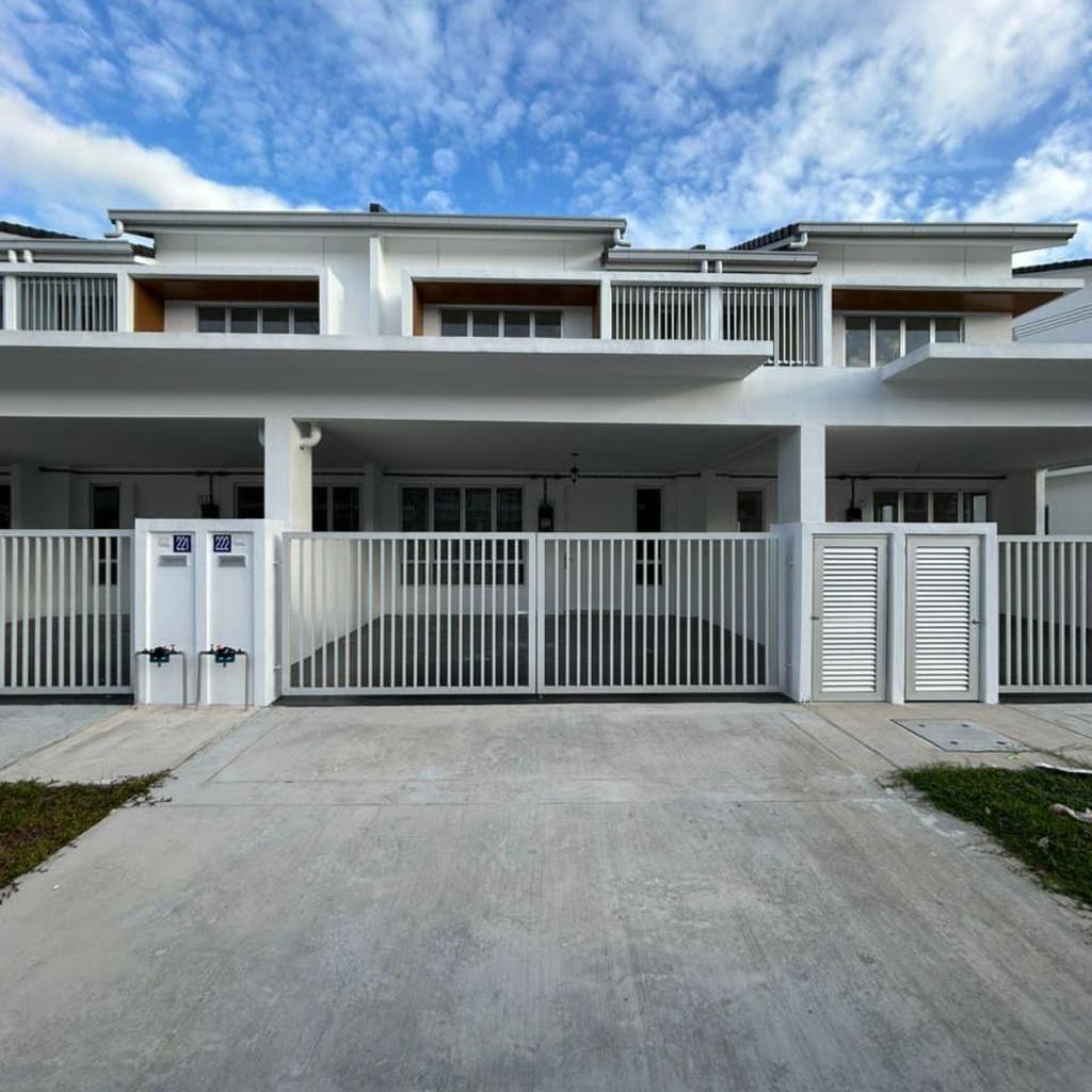 Casa de 2280 m2 com 4 quarto(s) e 3 casa(s) de banho(s), na área Siliau, Moradia e casa – Siliau (foto 1)