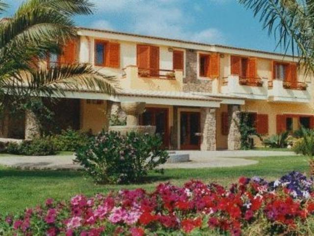 Le Anfore Hotel – Hotel, Villasimius