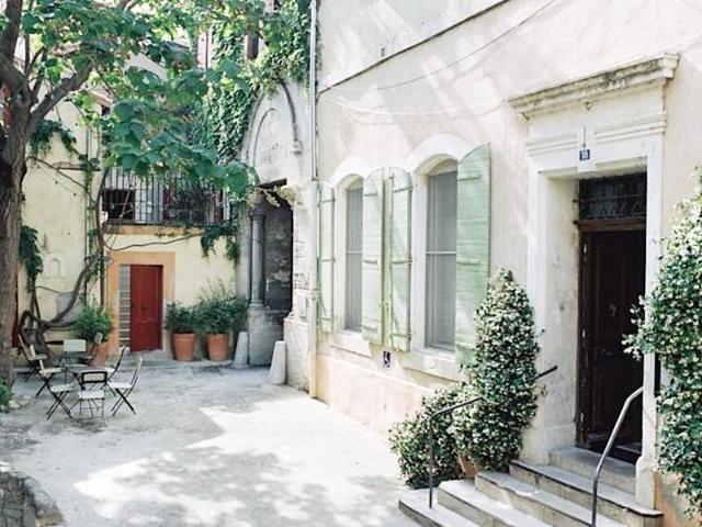Hôtel Du Cloître – Hotel, Arles
