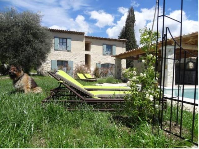 Les 4 éléments maison d'hôtes design, Pensione e B&B – Le Bar-sur-Loup (foto 2)