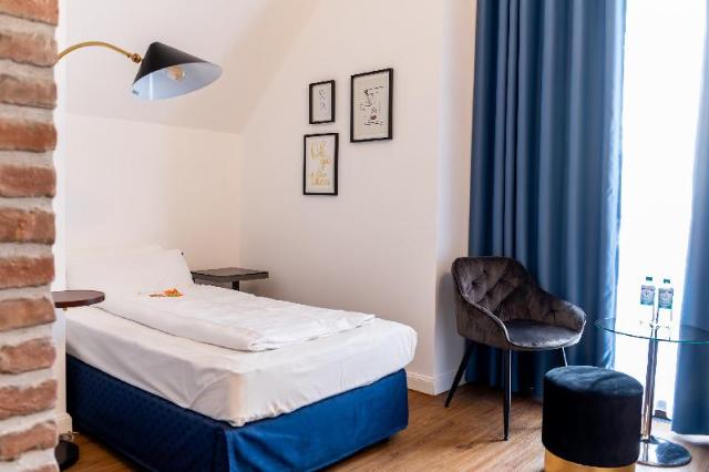 Location Cham, Hotel – Dusseldorf (photo 3)