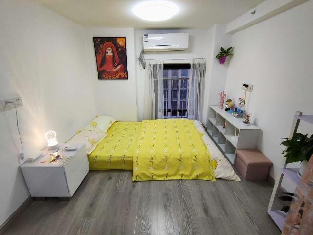 Apartamento de 100 m2 com 1 quarto(s) e 1 casa(s) de banho(s), na área Ghastoli – Apartamento, Ghastoli