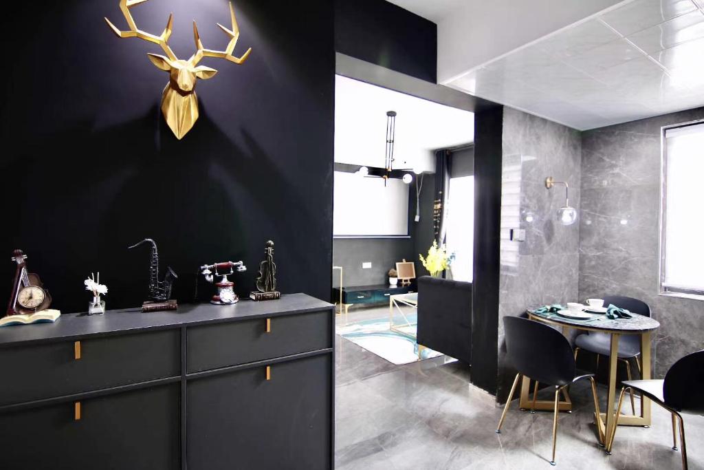 Bungalow di 54 m² con 1 camera(e) e 2 bagno(i) privato(i) in zona Distretto di Zhenhai, Villa e casa – Ningbo (foto 1)