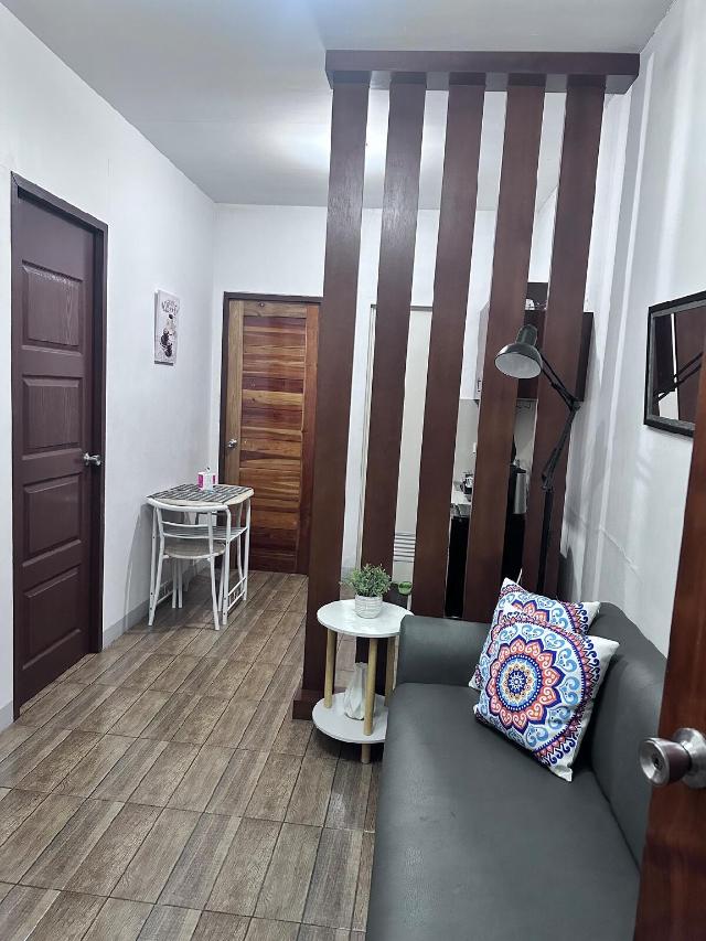 Dom ( m²) w okolicy Lipa City z 1 sypialnią/ami i 1 łazienką/ami, Willa i dom – Batangas (zdjęcie 4)