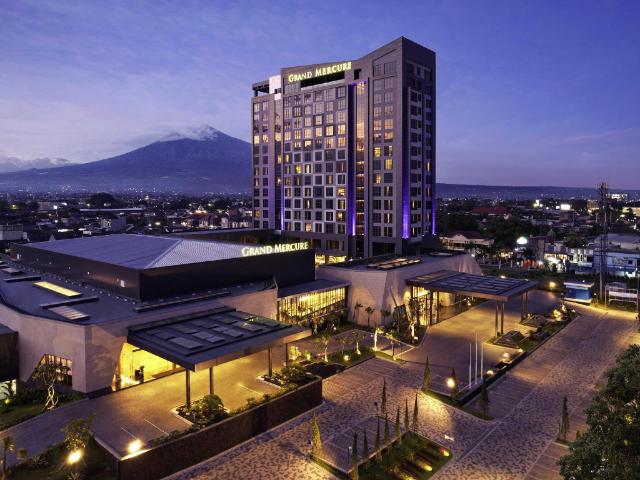 Hotels in Malang