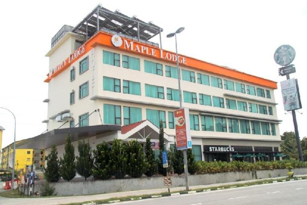 Maple Lodge, Hotel – Batu Pahat (foto 1)