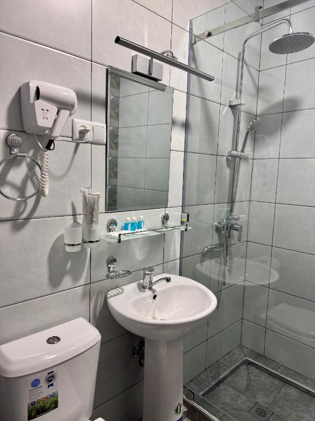 Mehran, Hôtel – Andizhan (photo 4)
