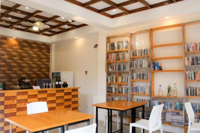 Monallan Boracay Hotel – Hotel, Boracay Island