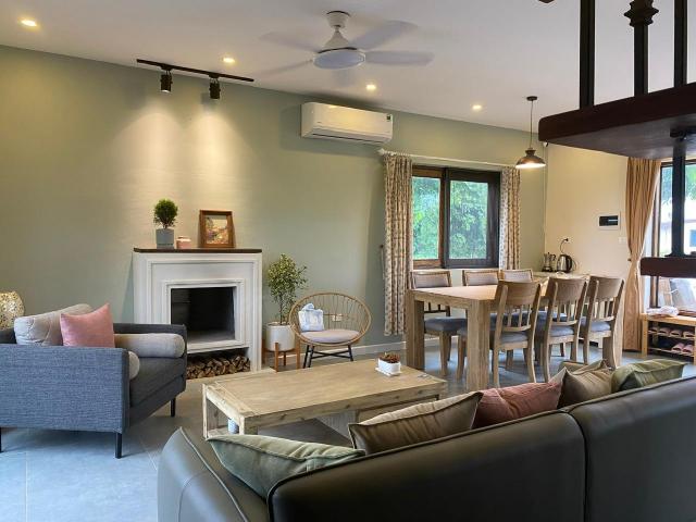 Mori House – Entire House, Duc Khe